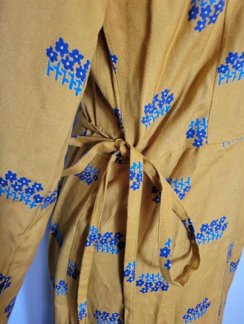 Compania Fantastica Aster Print Wrap Dress Midi Mustard Floral Modcloth NWOT M - Picture 6 of 12